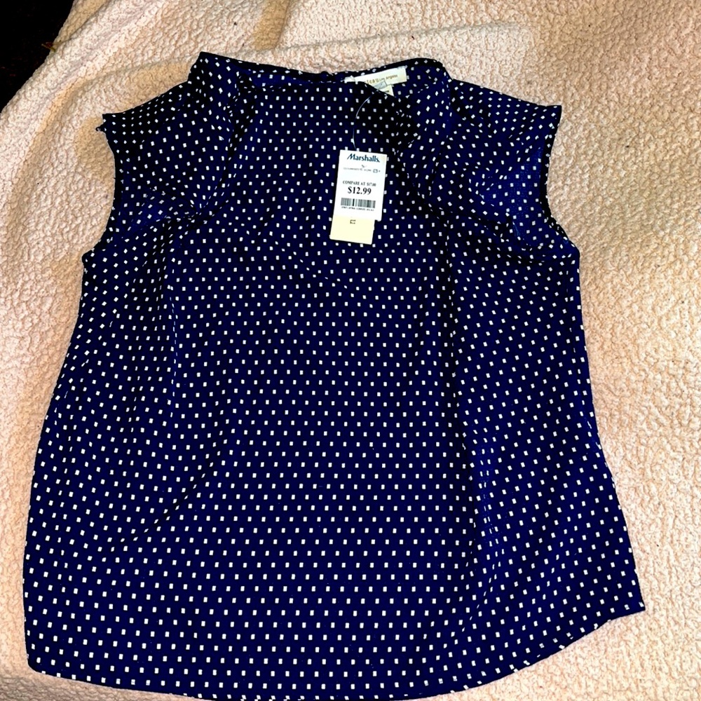 NWT Flutter sleeve polka-dot top